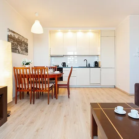 Apartamento Bliska Praga By Renters *